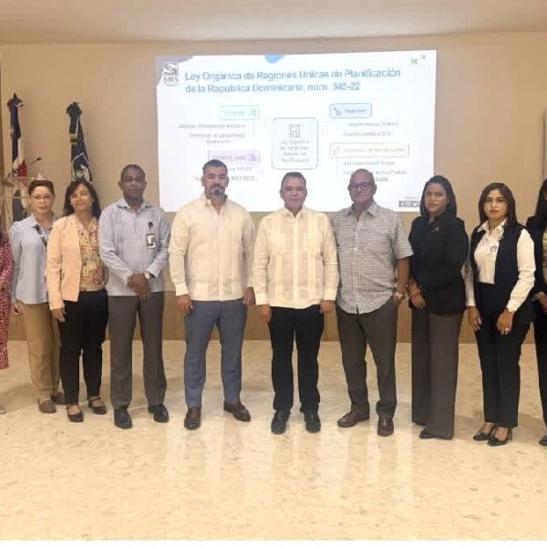 Designan al Dr. Caraballo como director regi&oacute;n Yuma del SNS